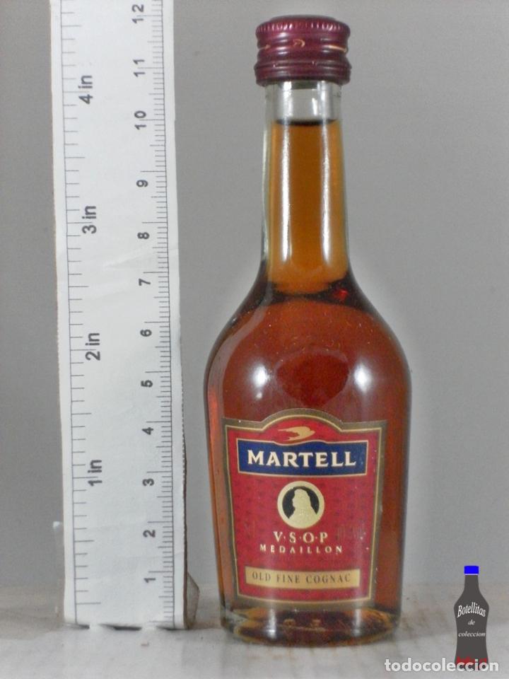 Sammlung von Weinen und Lik&ouml;ren: BOTELLITA BOTELLIN MARTELL VSOP MEDAILLON OLD FINE COGNAC