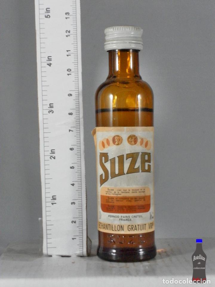Sammlung von Weinen und Lik&ouml;ren: BOTELLITA BOTELLIN SUZE PERNOD PARIS CRETEIL FRANCE