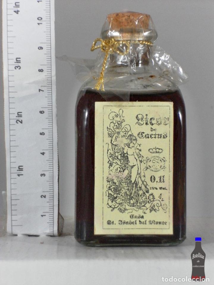 Coleccionismo de vinos y licores: BOTELLITA BOTELLIN LICOR DE CACTUS ST ISABEL DEL MONTE