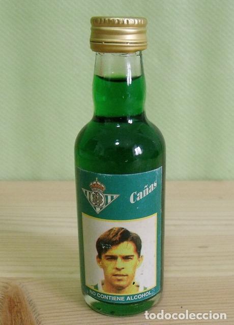 Coleccionismo de vinos y licores: Botella Miniatura Botellin Licor Jugador F&uacute;tbol Ca&ntilde;as - Real Betis Balompi&eacute;