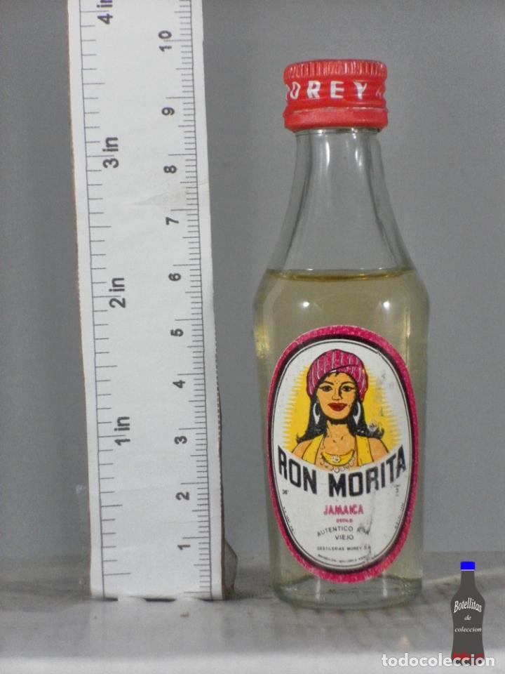 Sammlung von Weinen und Lik&ouml;ren: BOTELLITA BOTELLIN RON MORITA JAMAICA AUTENTICO RON VIEJO DESTILERIAS MOREY MALLORCA