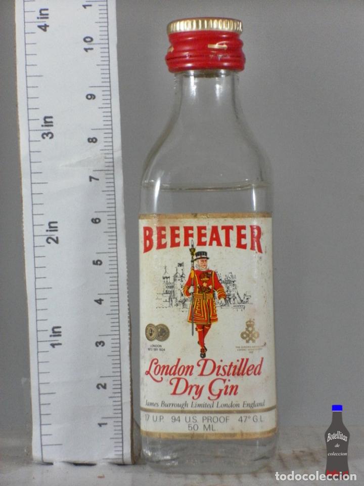 Collection of wines and liquors: BOTELLITA BOTELLIN BEEFEATER DRY GIN LONDON