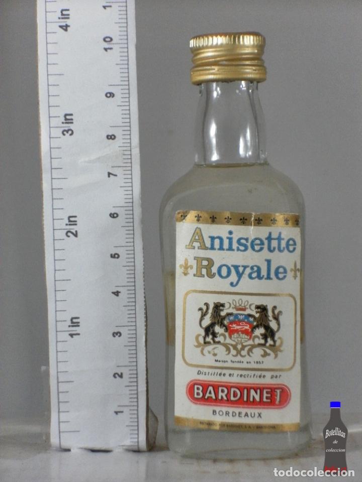 Sammlung von Weinen und Lik&ouml;ren: BOTELLITA BOTELLIN ANIS ANISETTE ROYALE BARDINET BORDEAUX BARCELONA
