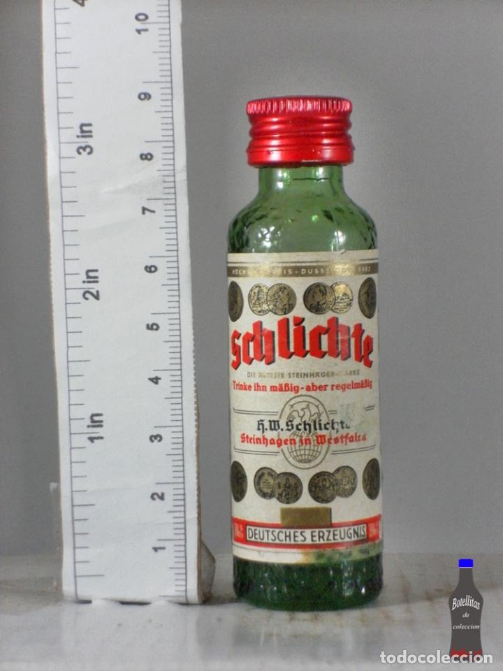 Sammlung von Weinen und Lik&ouml;ren: BOTELLITA BOTELLIN SCHLICHTE ALEMANIA