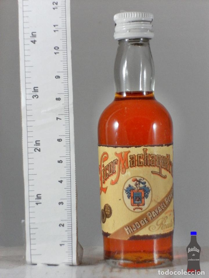 Coleccionismo de vinos y licores: BOTELLITA BOTELLIN LICOR MACHAQUITO HIJO DE RAFAEL REYES RUTE
