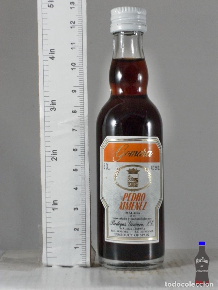 Collection of wines and liquors: BOTELLITA BOTELLIN GOMARA PEDRO XIMENEZ BODEGAS GOMARA SL MALGA ESPA&Ntilde;A