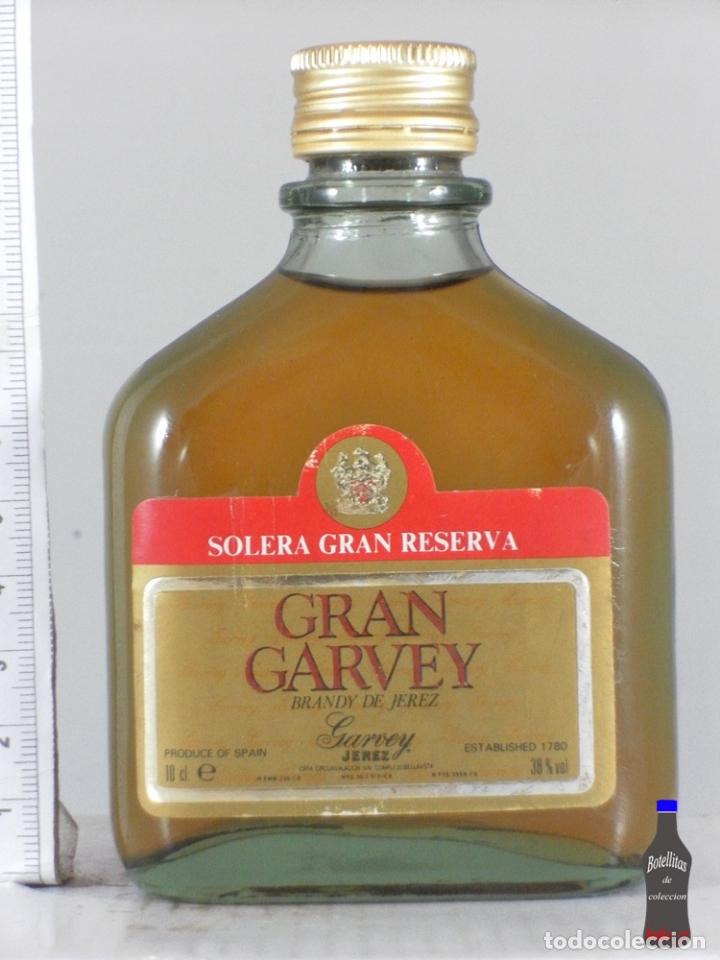 Coleccionismo de vinos y licores: BOTELLITA BOTELLIN BRANDY SOLERA GRAN RESERVA GRAN GARVEY JEREZ PETACA