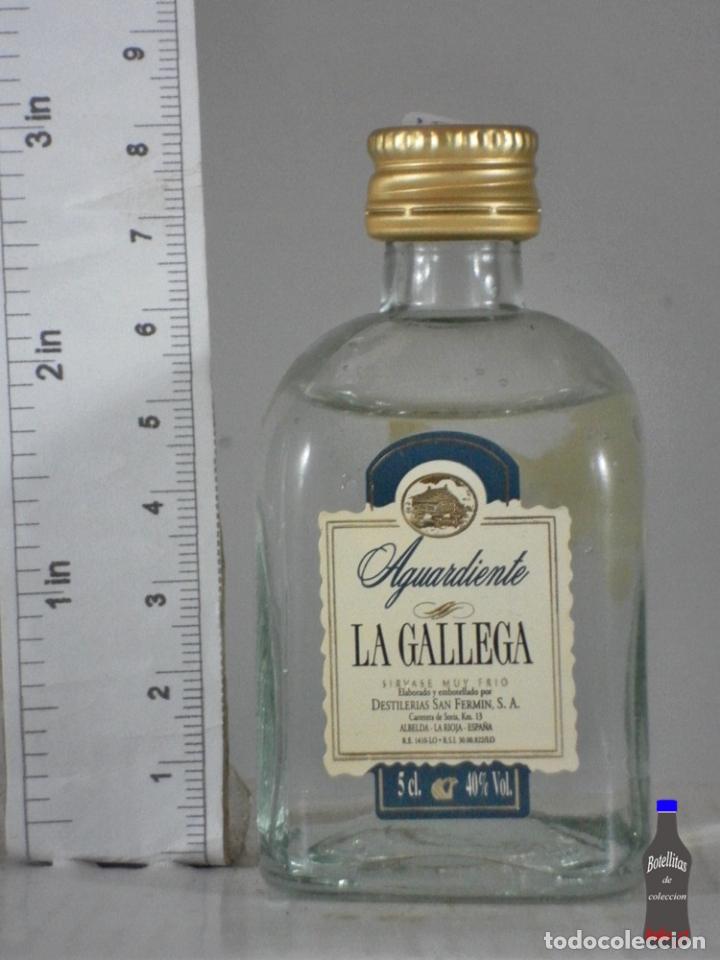 Coleccionismo de vinos y licores: BOTELLITA BOTELLIN AGUARDIENTE LA GALLEGA LA GALLEGA DESTILERIAS SAN FERMIN