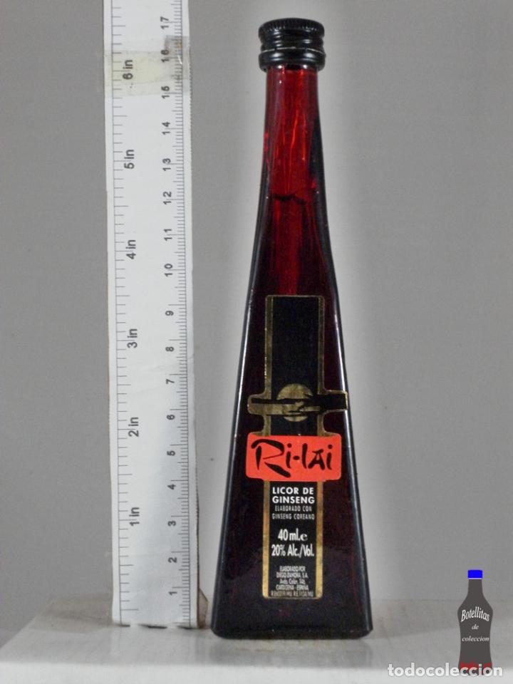 Coleccionismo de vinos y licores: BOTELLITA BOTELLIN LICOR RI LAI LICOR DE GINSENG DIEGO ZAMORA S.A. CARTAGENA