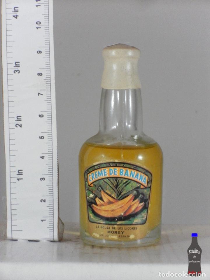 Coleccionismo de vinos y licores: BOTELLITA BOTELLIN CREMA DE BANANA MOREY LA BOLSA DE LOS LICORES MOREY MALLORCA