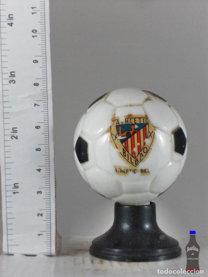 Coleccionismo de vinos y licores: BOTELLITA BOTELLIN BRANDY BALON FUTBOL ATHLETIC BILBAO DESTILERIAS ROGINE