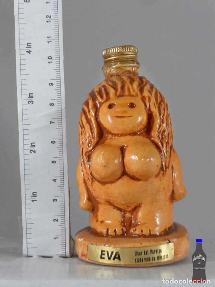 Coleccionismo de vinos y licores: BOTELLITA BOTELLIN EVA LICOR DEL PARAISO DESTILERIAS CAMPENY