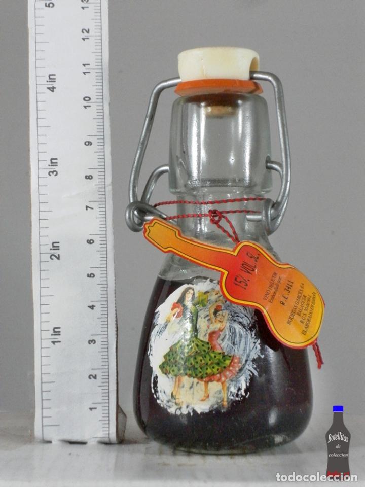 Coleccionismo de vinos y licores: BOTELLITA BOTELLIN MOSCATEL VINO DE LICOR BODEGAS GARCES BALAGUER