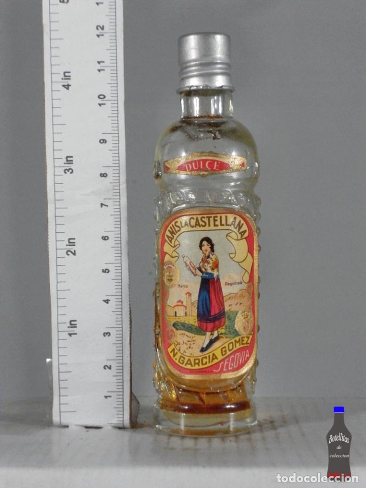 Sammlung von Weinen und Lik&ouml;ren: BOTELLITA BOTELLIN ANIS DULCE LA CASTELLANA N. GARCIA GOMEZ SEGOVIA