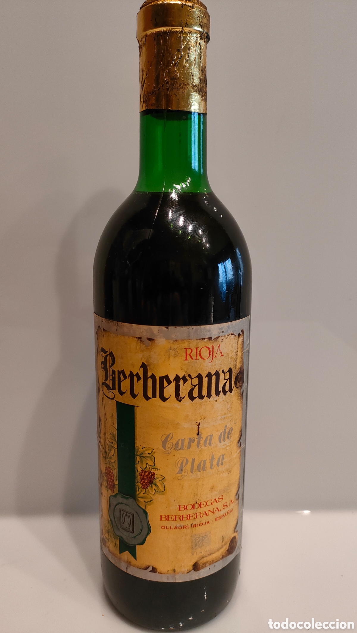 Sammlung von Weinen und Lik&ouml;ren: Botella Vino BERBERANA CARTA DE PLATA (a&ntilde;os 1950s aprox) OLLAURI RIOJA (COLECCIONISTAS)