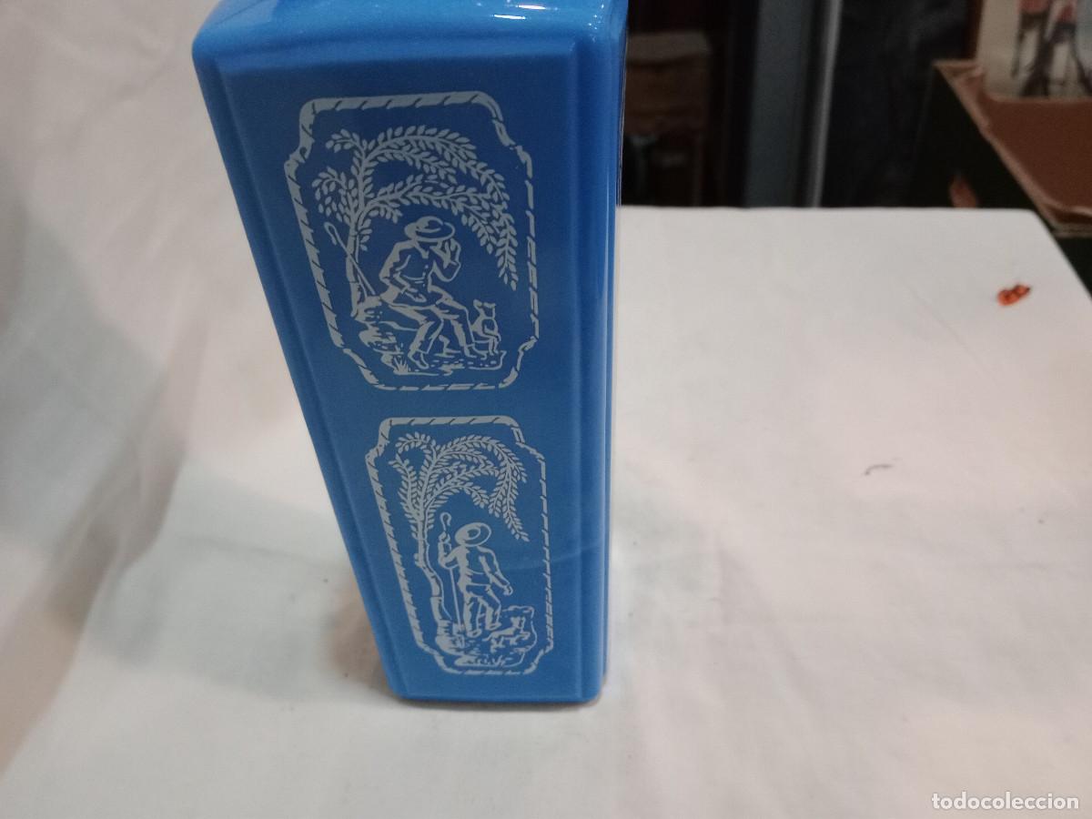 Coleccionismo de vinos y licores: botella opalina - Foto 4