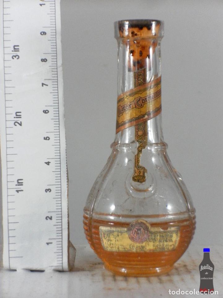 Coleccionismo de vinos y licores: BOTELLITA BOTELLIN LICOR CARMELITANO BENICASIM CASTELLON