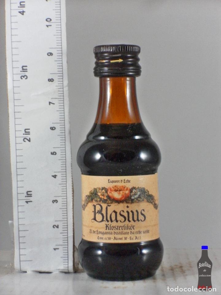 Coleccionismo de vinos y licores: BOTELLITA BOTELLIN BLASIUS LICOR DE HIERBAS AUSTRIA