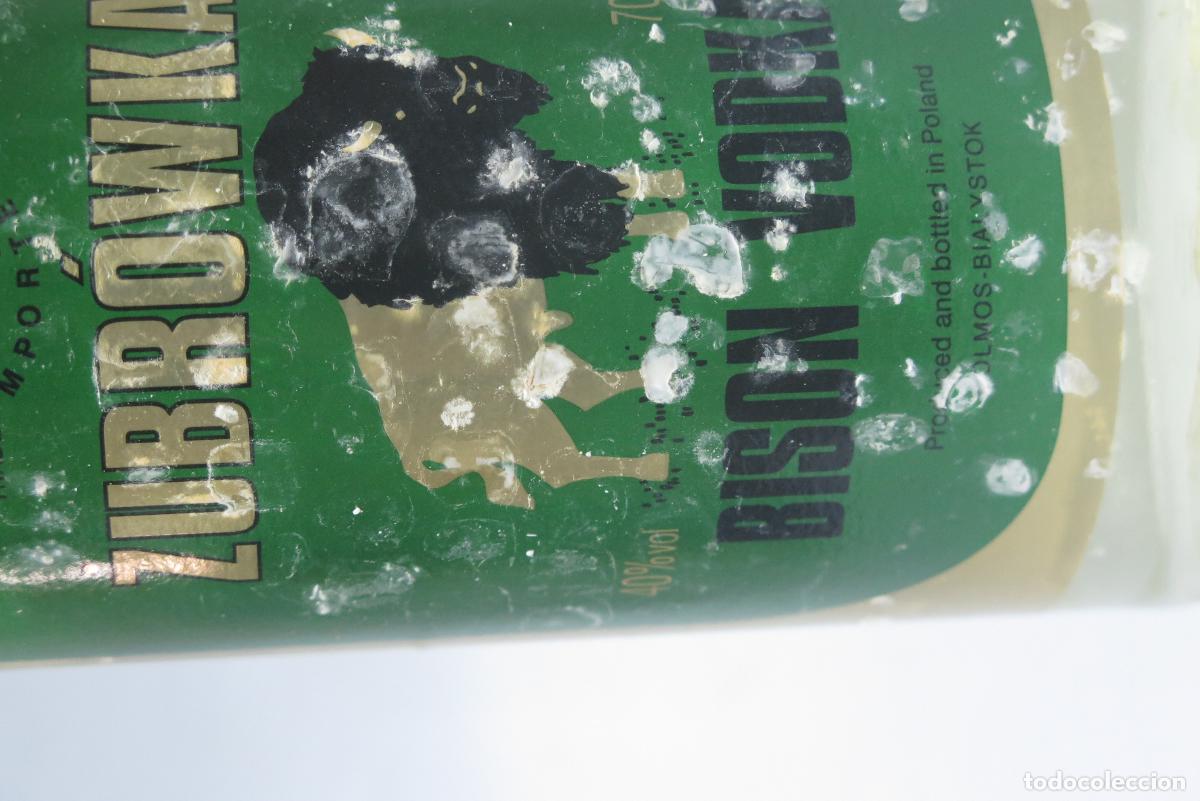 Coleccionismo de vinos y licores: BOTELLA. ZUBROWKA - Foto 2