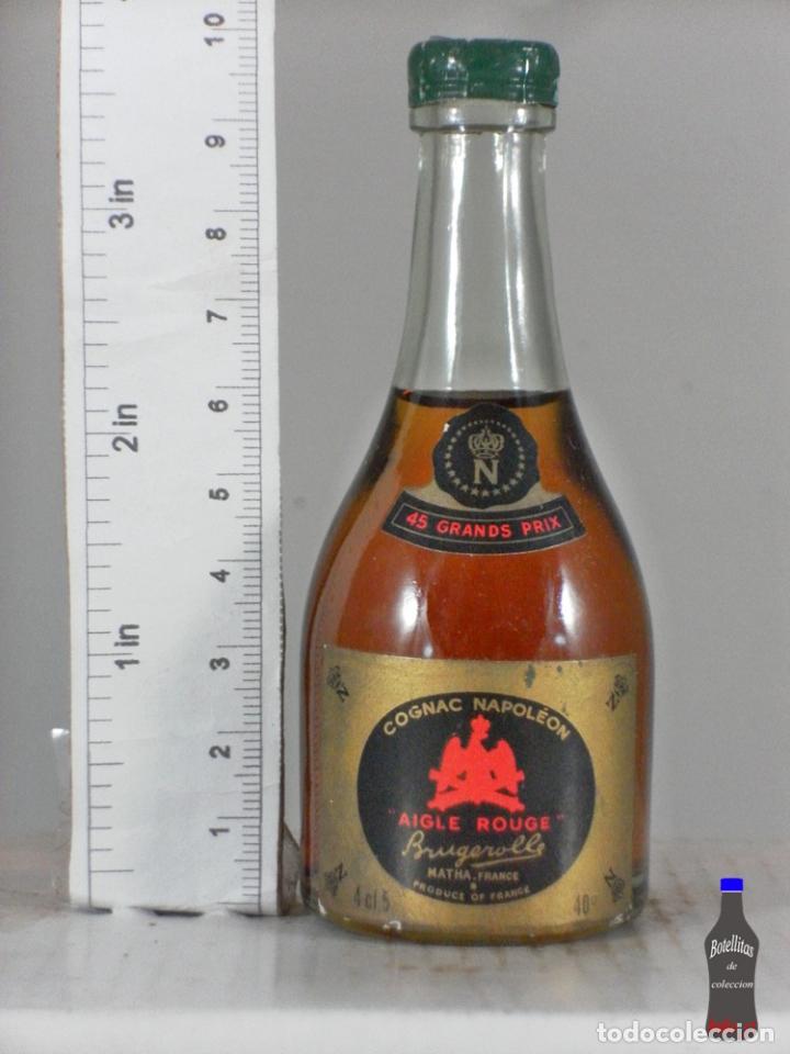 Coleccionismo de vinos y licores: BOTELLITA BOTELLIN COGNAC NAPOLEON AIGLE ROUGE BRUGEROLLE MATHA FRANCE