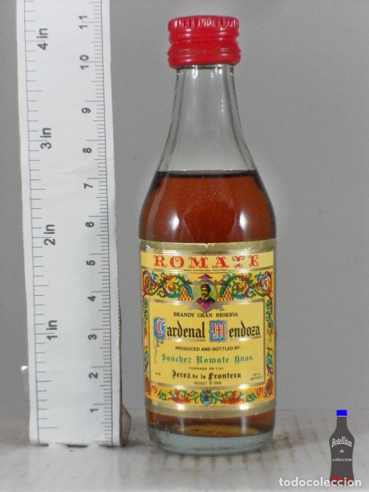 Coleccionismo de vinos y licores: BOTELLITA BOTELLIN BRANDY CARDENAL MENDOZA SANCHEZ ROMATE HNOS JEREZ