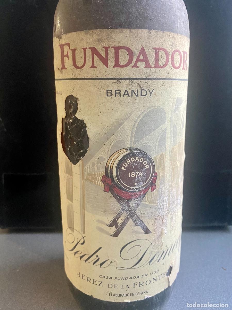 Coleccionismo de vinos y licores: BOTELLA BRANDY FUNDADOR PEDRO DOMECQ - A&Ntilde;OS 70'S