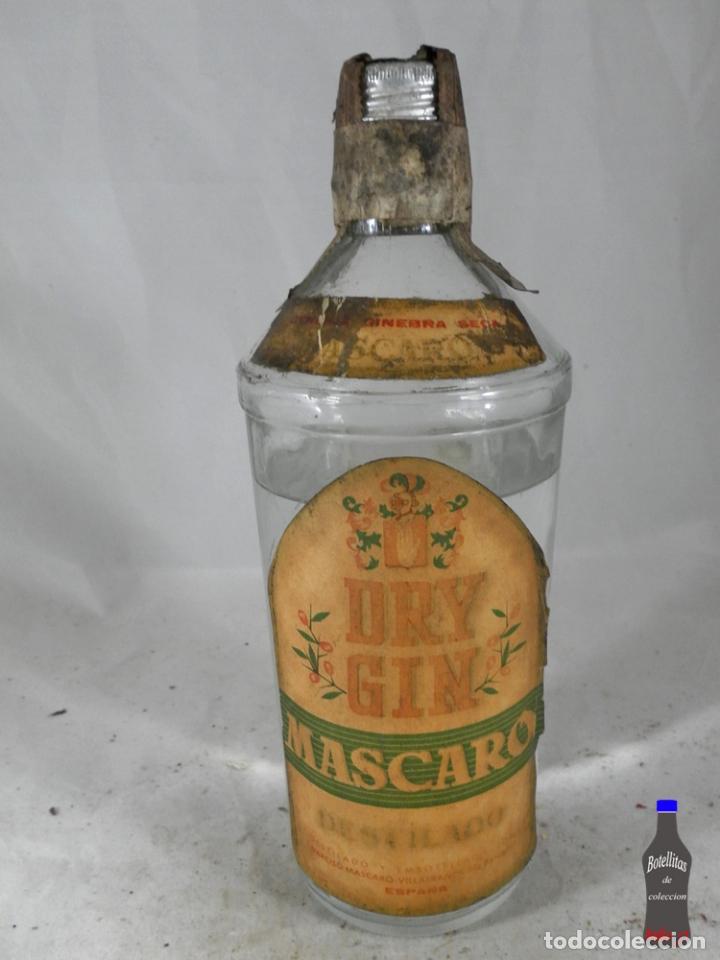 Collection of wines and liquors: BOTELLA DRY GIN MASCARO DESTILADO NARCISO MASCARO VILLAFRANCA PENEDES 80 CENTIMOS
