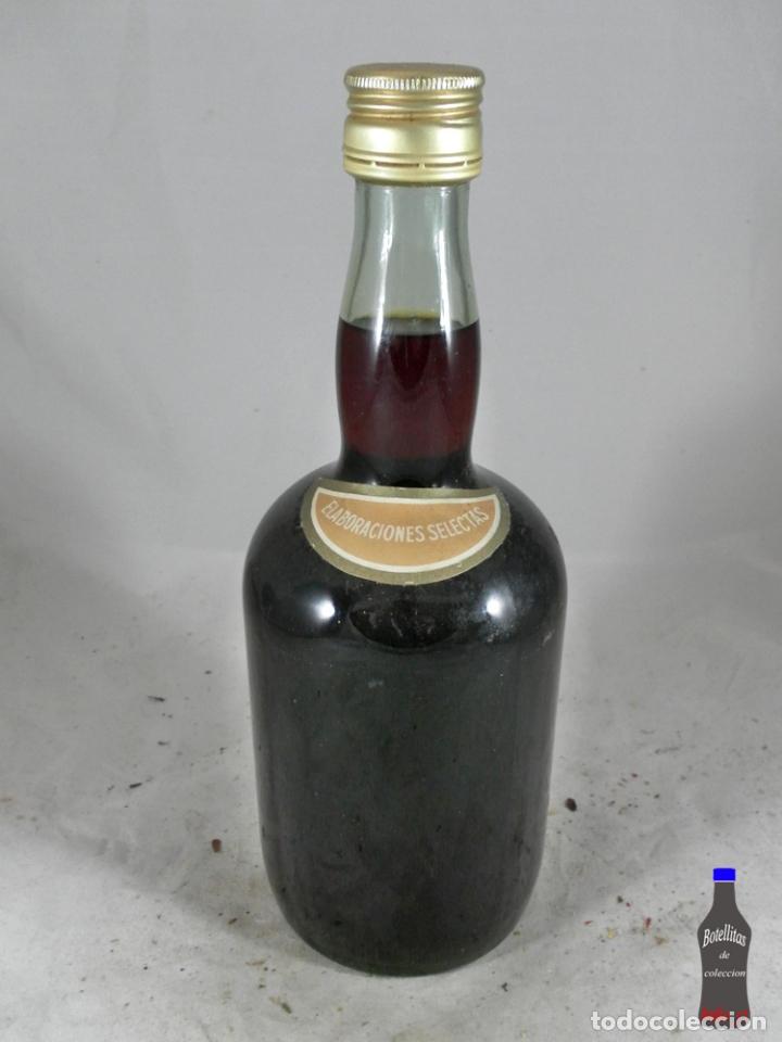 Collection of wines and liquors: BOTELLA CREMA DESTILERIAS NICOLAS NONDUERMAS MURCIA