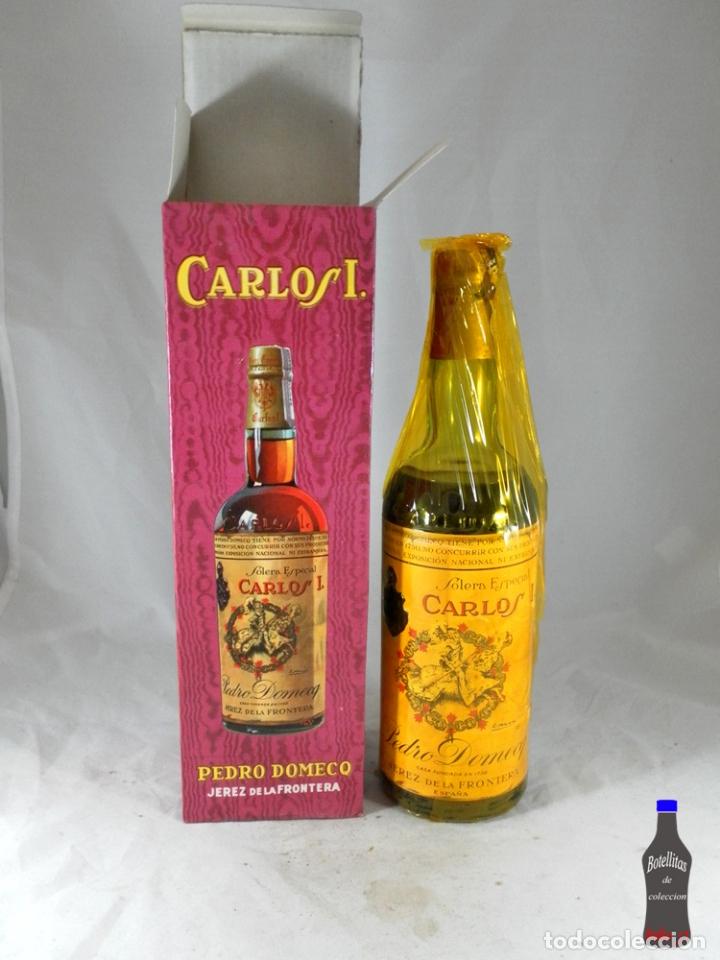 Collection of wines and liquors: BOTELLA BRANDY CARLOS I SOLERA ESPECIAL PEDRO DOMECQ JEREZ DE LA FRONTERA 80 CENTIMOS CAJA