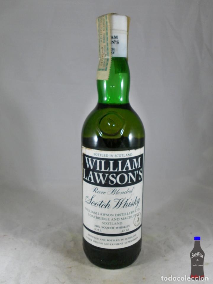 Sammlung von Weinen und Lik&ouml;ren: BOTELLA WILLIAMS LAWSON&acute;S RARE BLENDED 5 SCOTCH WHISKY SCOTLAND 43&ordm; 0.75 CL MARTINI ROSSI BARCELONA