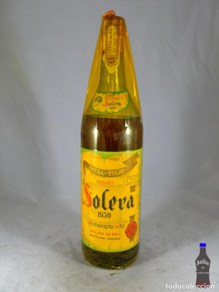 Sammlung von Weinen und Lik&ouml;ren: BOTELLA BRANDY SOLERA 1930 DESTILERIAS MAS MOLINS DE REY 1 LITRO 80 CENTIMOS