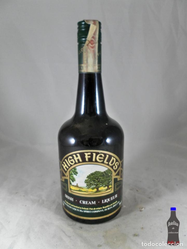 Collection of wines and liquors: BOTELLA HIGH FIELDS IRISH CREAM LIQUEUR