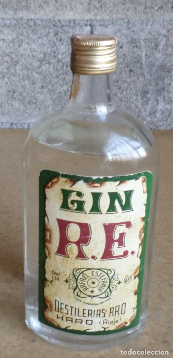 Coleccionismo de vinos y licores: Botella GIN R.E. -- Haro la Rioja - Foto 1