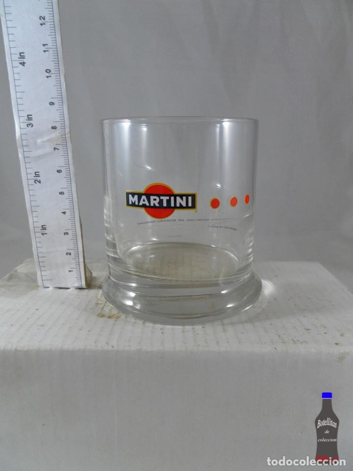 Collection of wines and liquors: VASO VERMOUTH MARTINI