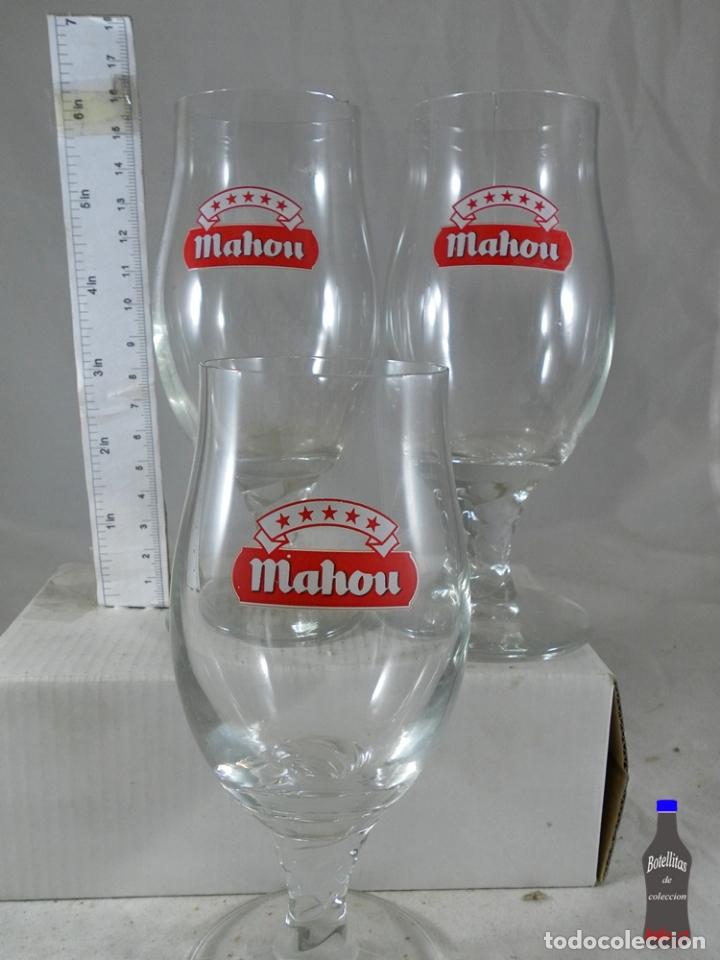 Sammlung von Weinen und Lik&ouml;ren: LOTE DE 3 VASOS COPAS CERVEZA MAHOU 5 ***** ESTRELLAS *****