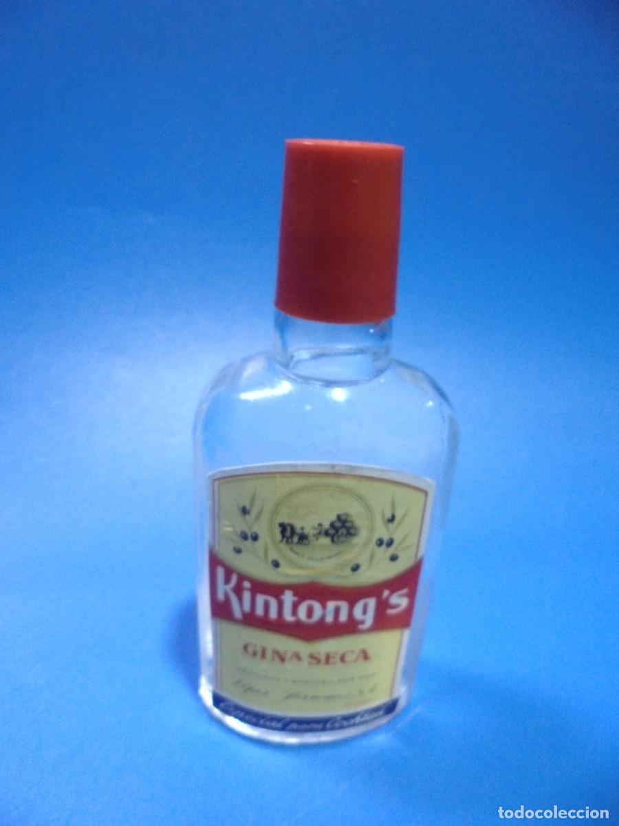 Sammlung von Weinen und Lik&ouml;ren: BOTELLIN KINTONG&acute;S. GIN&ordf; SECA. LOPEZ HERMANOS S. A.VER FOTOS.