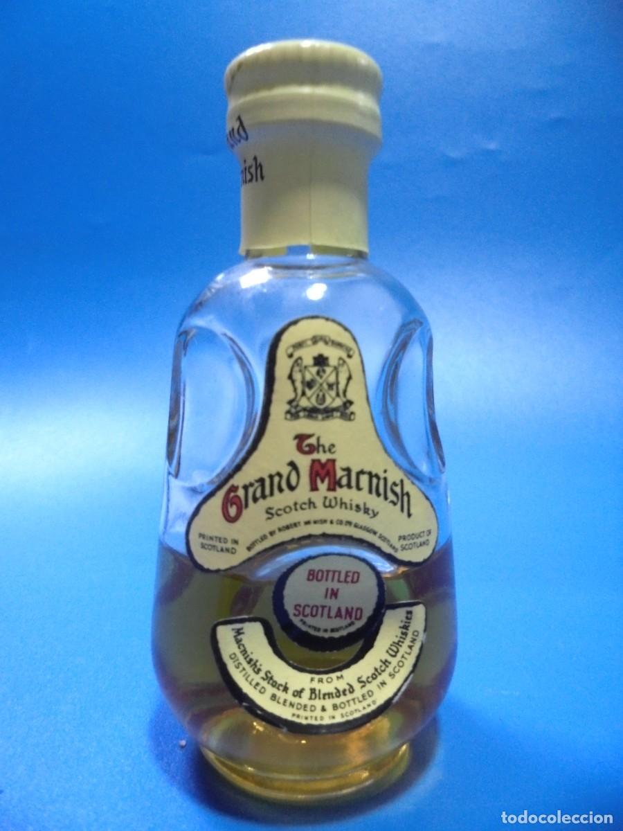 Collectionnisme de vins et liqueurs: BOTELLIN DE WHISKY. THE GRAND MACNISH. ESCOCIA. VER FOTOS.