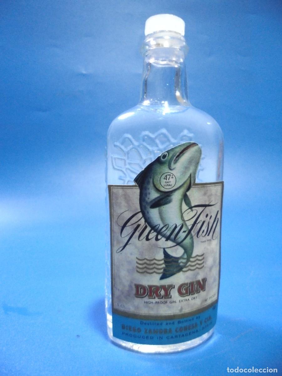 Collectionnisme de vins et liqueurs: BOTELLIN DE DRY GIN. GREEN-FISH. VER FOTOS.