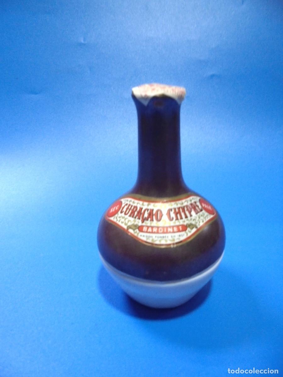 Collectionnisme de vins et liqueurs: BOTELLIN DE CURA&Ccedil;AO CHIPRE. BARDINET. VER FOTOS.