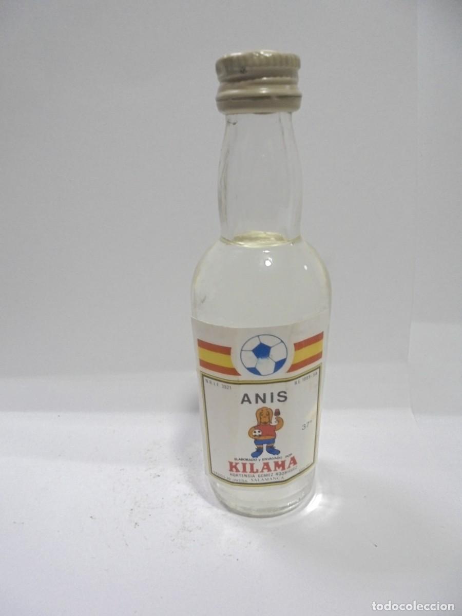 Sammlung von Weinen und Lik&ouml;ren: BOTELLIN DE ANIS KILAMA. SALAMANCA. CERRADA. VER FOTOS.