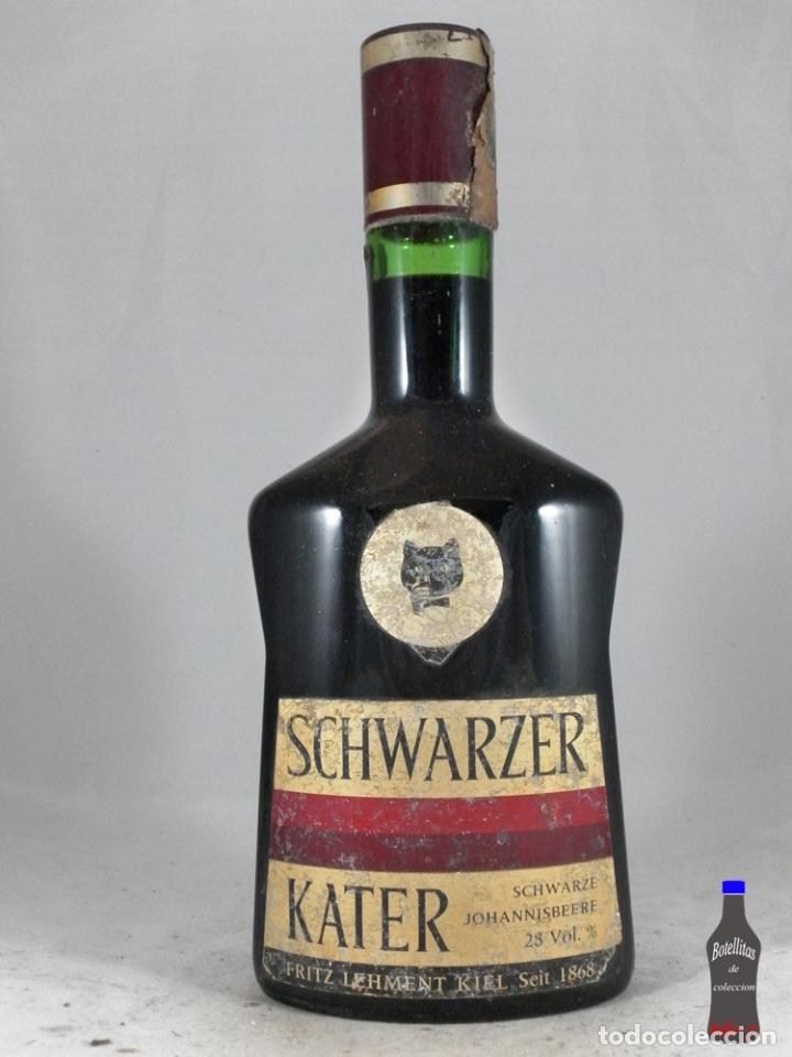 Collection of wines and liquors: BOTELLA SCHWARZER KATER ALEMANIA
