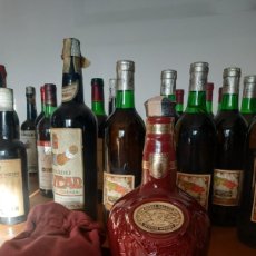 Coleccionismo de vinos y licores: ROYAL SALUTE CHIVAS 21 AÑOS (VACÍA CON BOLSA TERCIOPELO) CERÁMICA. Lote 402171294