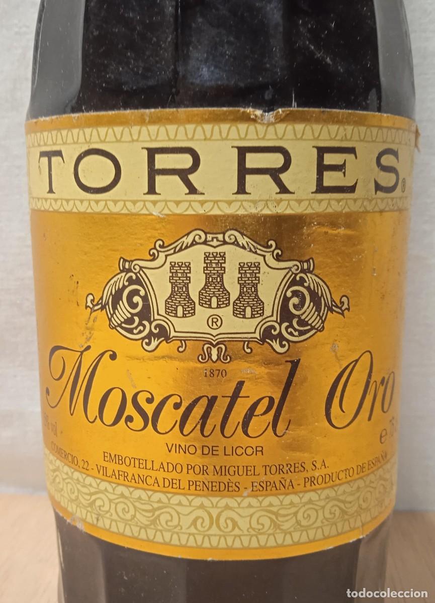 Coleccionismo de vinos y licores: Moscatel Oro, Torres - Foto 2