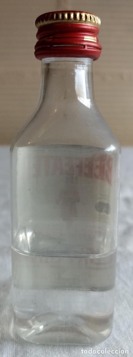 Coleccionismo de vinos y licores: Beefeater - Foto 2