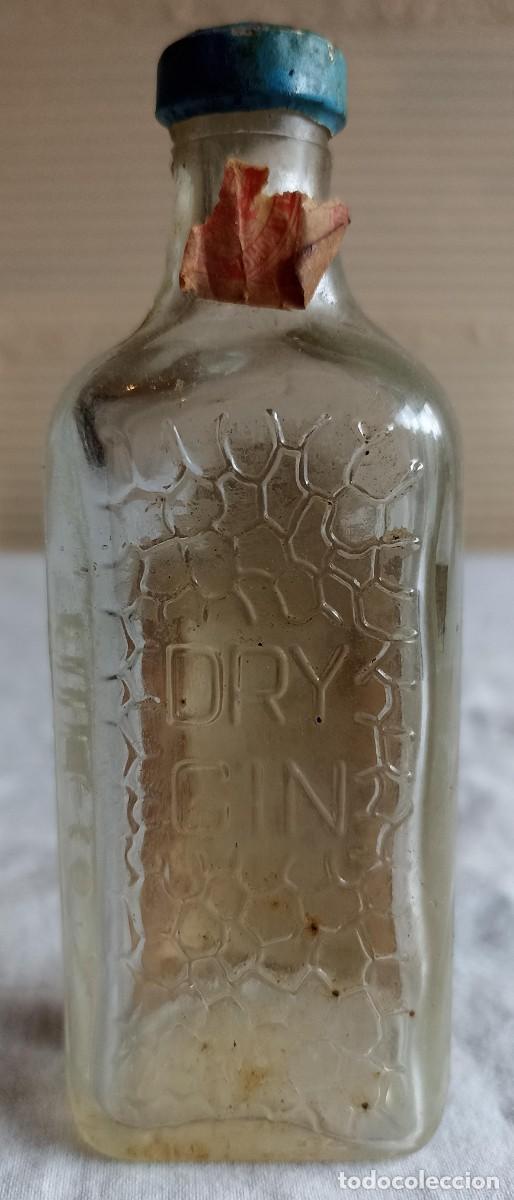 Coleccionismo de vinos y licores: Green-Fish, dry gin - Foto 2
