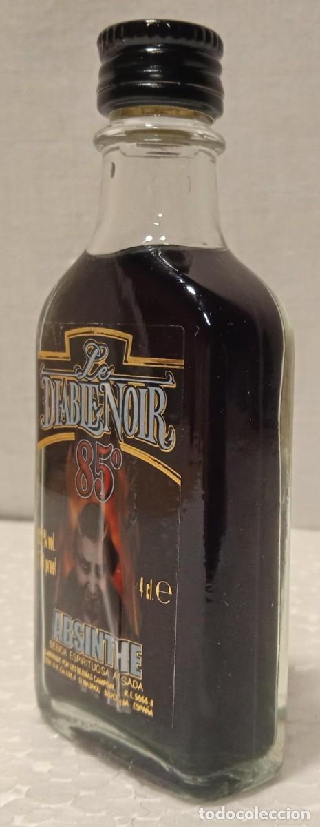 Coleccionismo de vinos y licores: Absenta Le Diable Noir - Foto 3