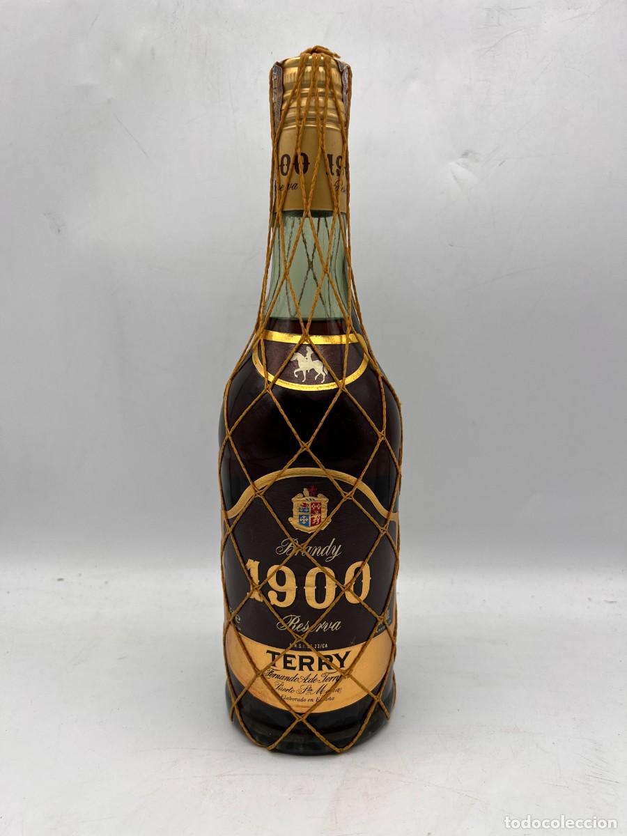 Sammlung von Weinen und Lik&ouml;ren: BOTELLA. BRANDY. RESERVA 1900. TERRY. PTO. STA. MARIA. 75 CL. 38% VOL. A&Ntilde;O 1985. CERRADA
