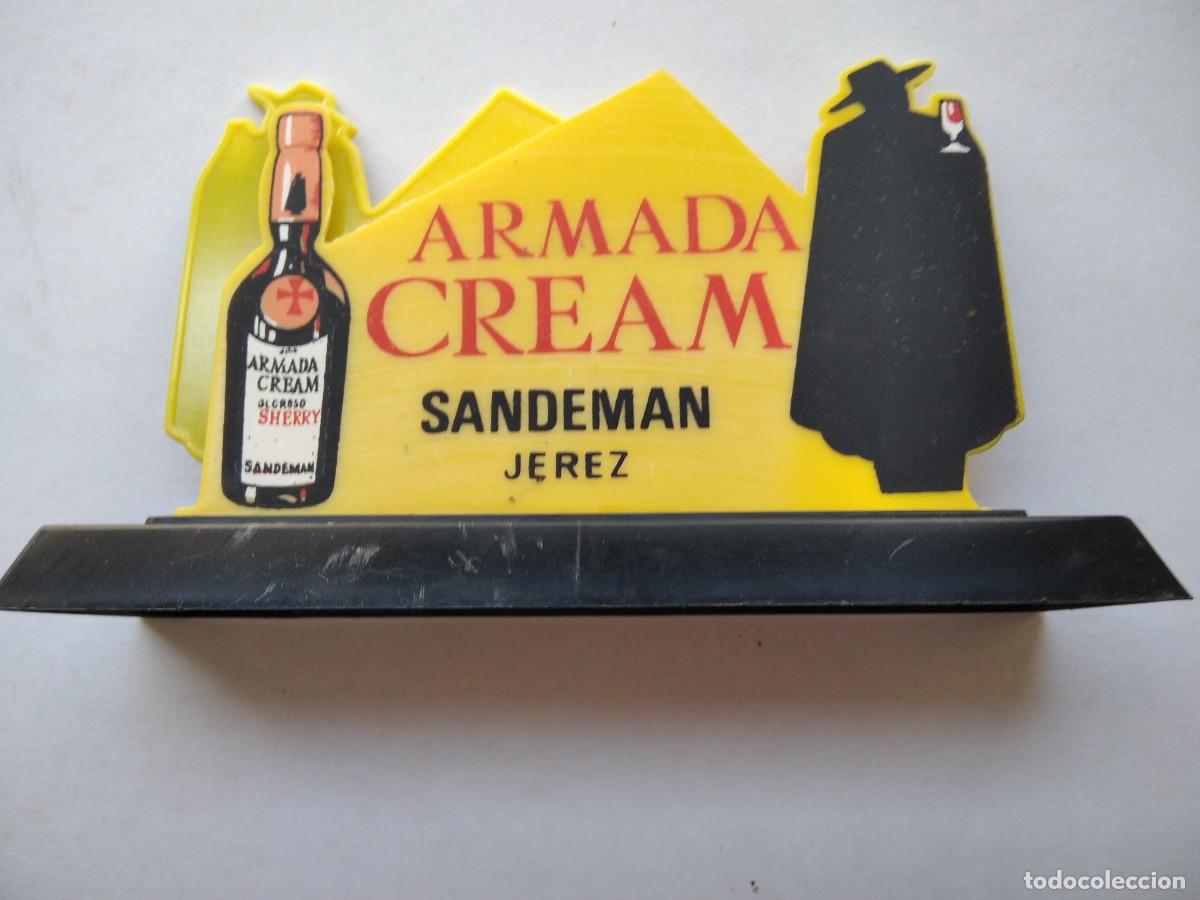 Coleccionismo de vinos y licores: ANTIGUO SERVILLETERO,PUBLICIDAD SANDEMAN,BRANDY CAPA NEGRA,JEREZ,REVERSO ARMADA CREAM.
