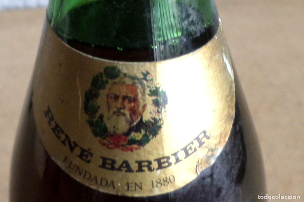Coleccionismo de vinos y licores: Botella REN&Eacute; BARBIET semidesco - Foto 3