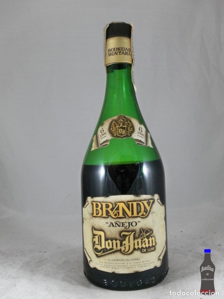 Sammlung von Weinen und Lik&ouml;ren: BOTELLA BRANDY A&Ntilde;EJO DON JUAN DE LUXE 6 A&Ntilde;OS BODEGAS MONTARA